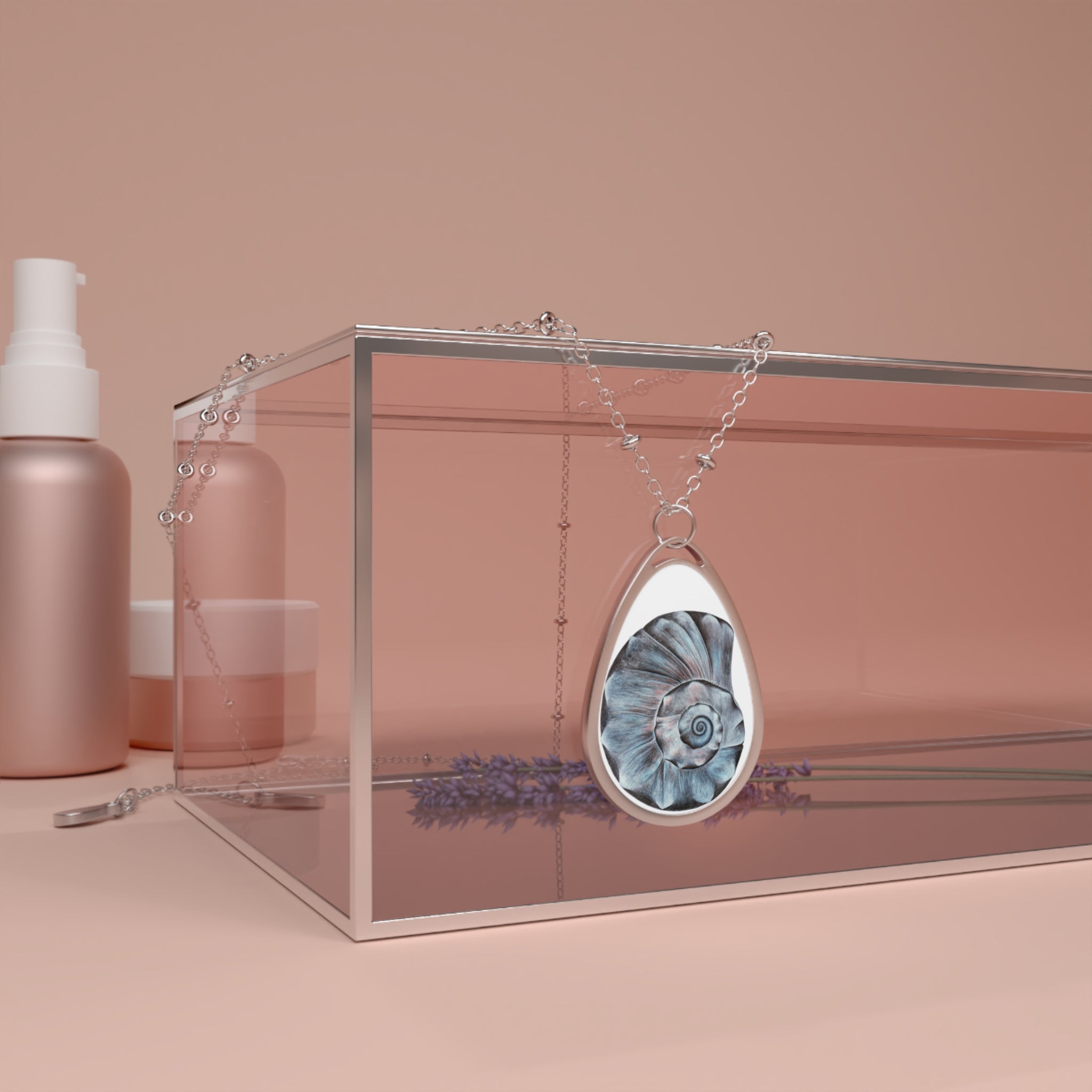 Welk Shell Oval Necklace