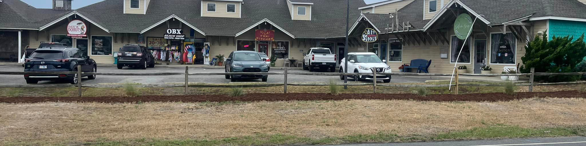 Art supply outside big