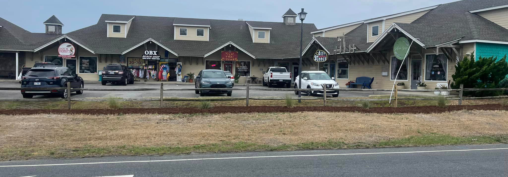 Art supply outside big