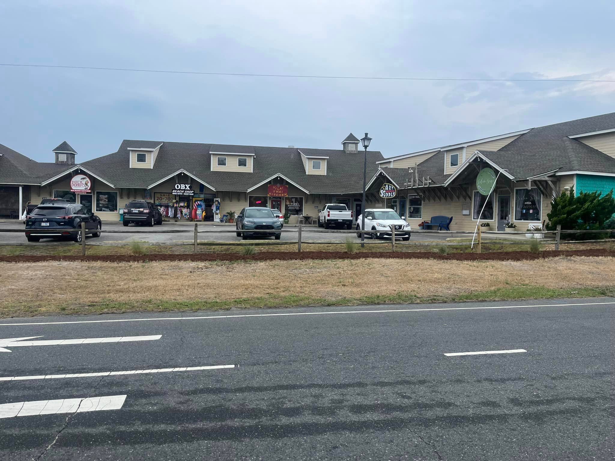 Art supply outside big